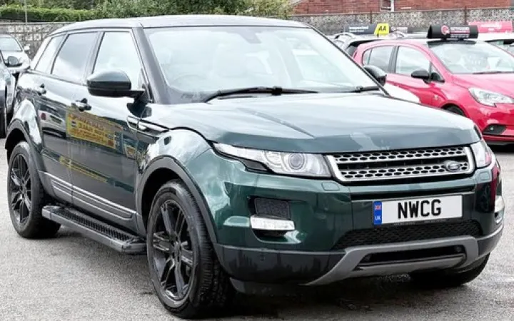 Land Rover Range Rover Evoque 2.2 SD4 Prestige SUV 5dr Diesel Auto 4WD Euro 5 (s/s) (190 ps)