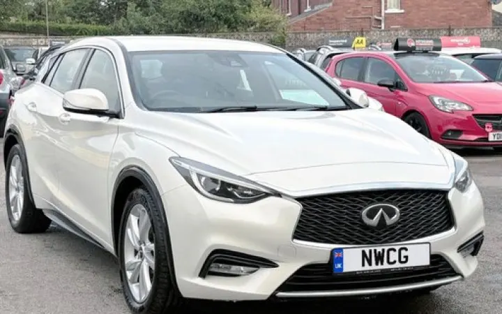 Infiniti Q30 1.5d Business Executive Hatchback 5dr Diesel Dct Euro 6 (s/s) (109 ps)