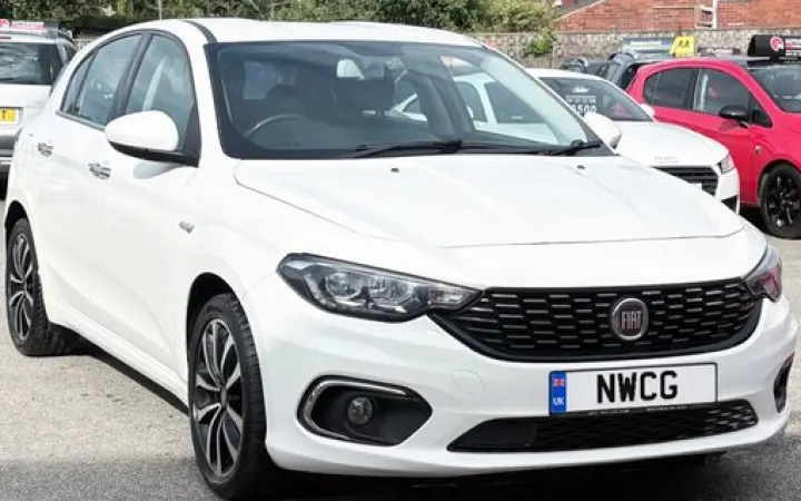 Fiat Tipo 1.4 Mpi Lounge Hatchback 5dr Petrol Manual Euro 6 (95 ps)